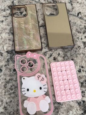 Flaunt iPhone Case Bundle + Hello Kitty Mirror Case iPhone 14 Pro